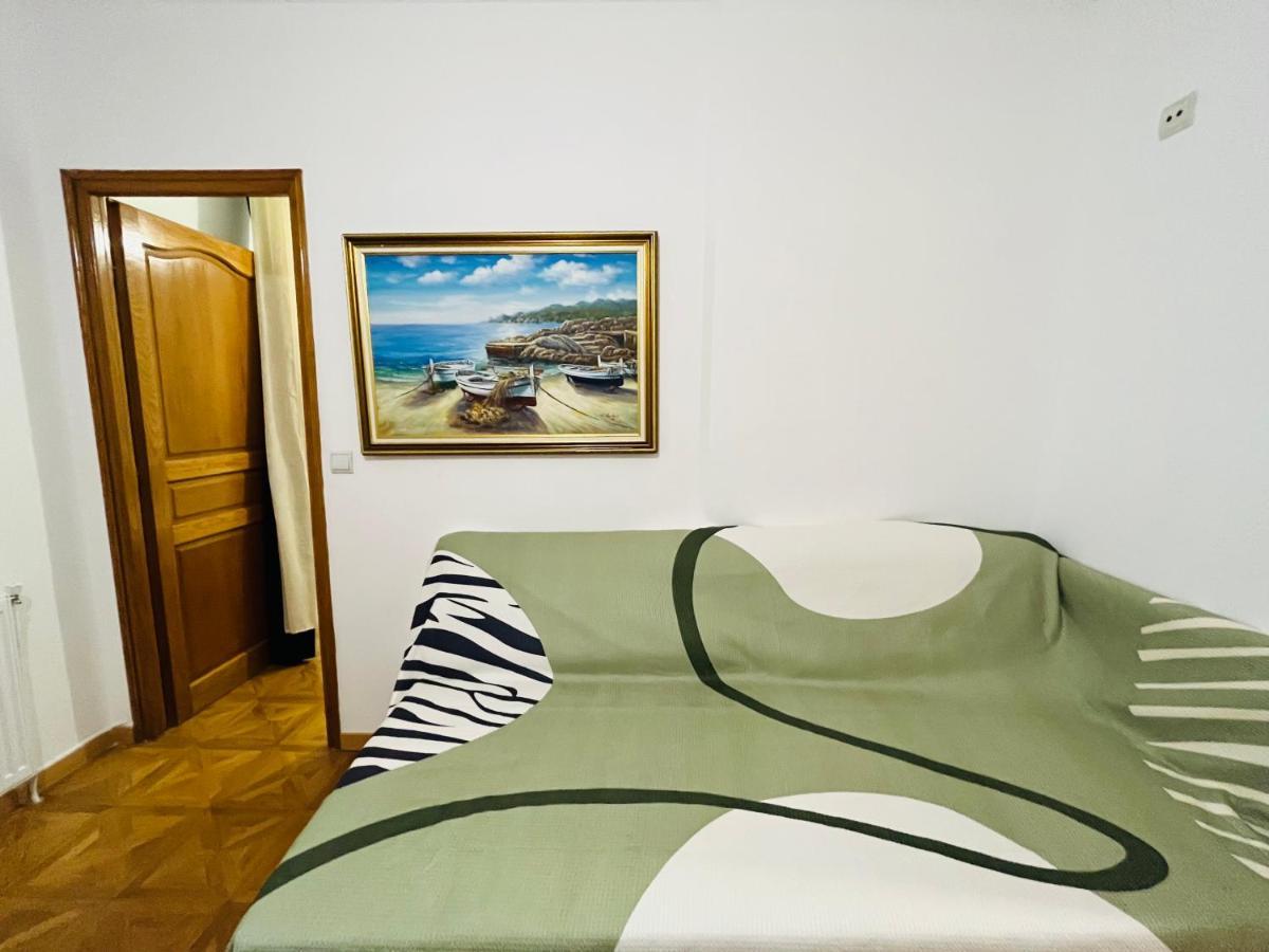 Dream Dwell Paris-Two-Bedroom Flat Near Pompidou Centre المظهر الخارجي الصورة