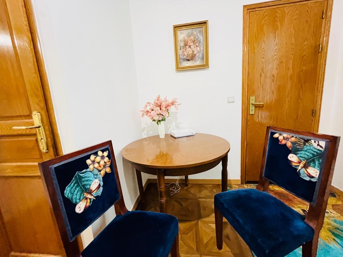 Dream Dwell Paris-Two-Bedroom Flat Near Pompidou Centre المظهر الخارجي الصورة