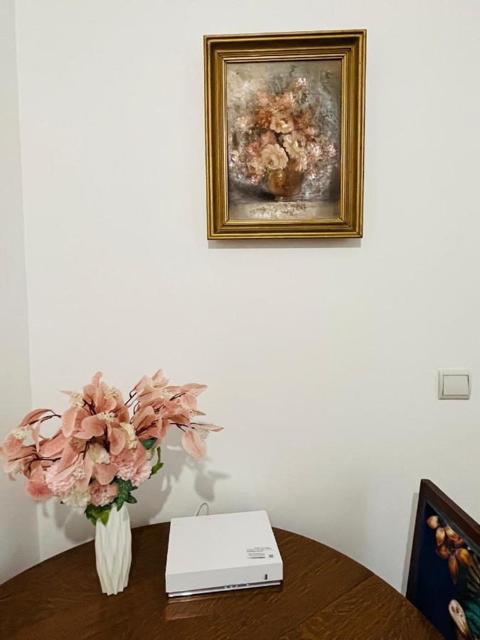 Dream Dwell Paris-Two-Bedroom Flat Near Pompidou Centre المظهر الخارجي الصورة