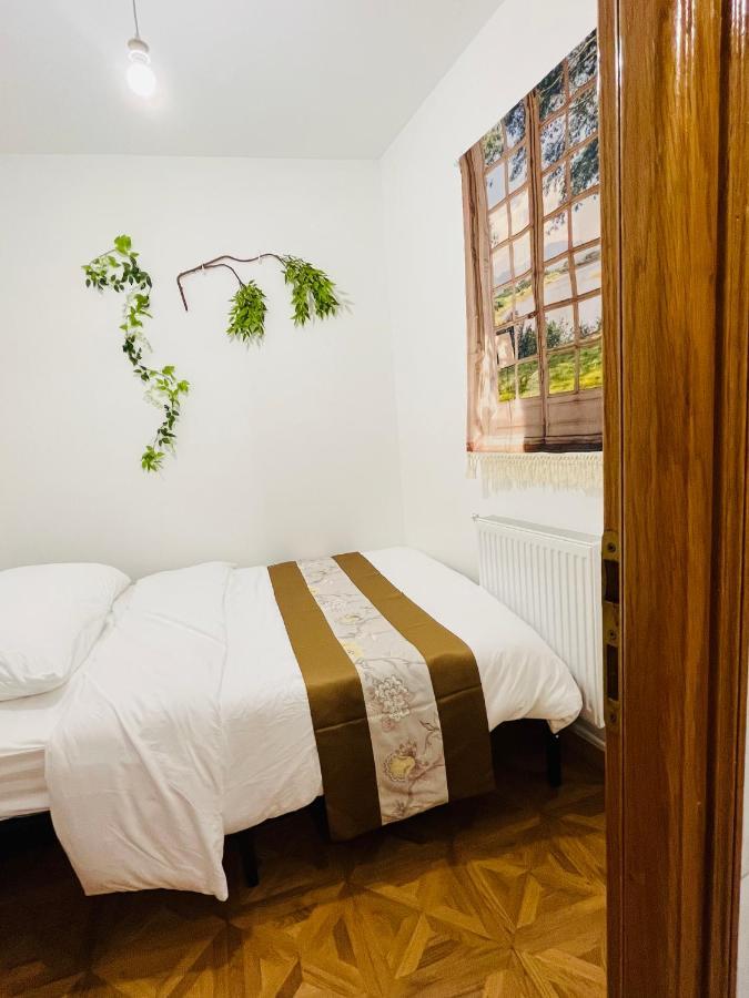 Dream Dwell Paris-Two-Bedroom Flat Near Pompidou Centre المظهر الخارجي الصورة